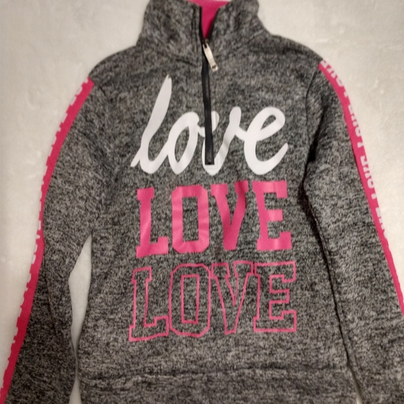 Thrill 94 pull over LOVE - Picture 2 of 9